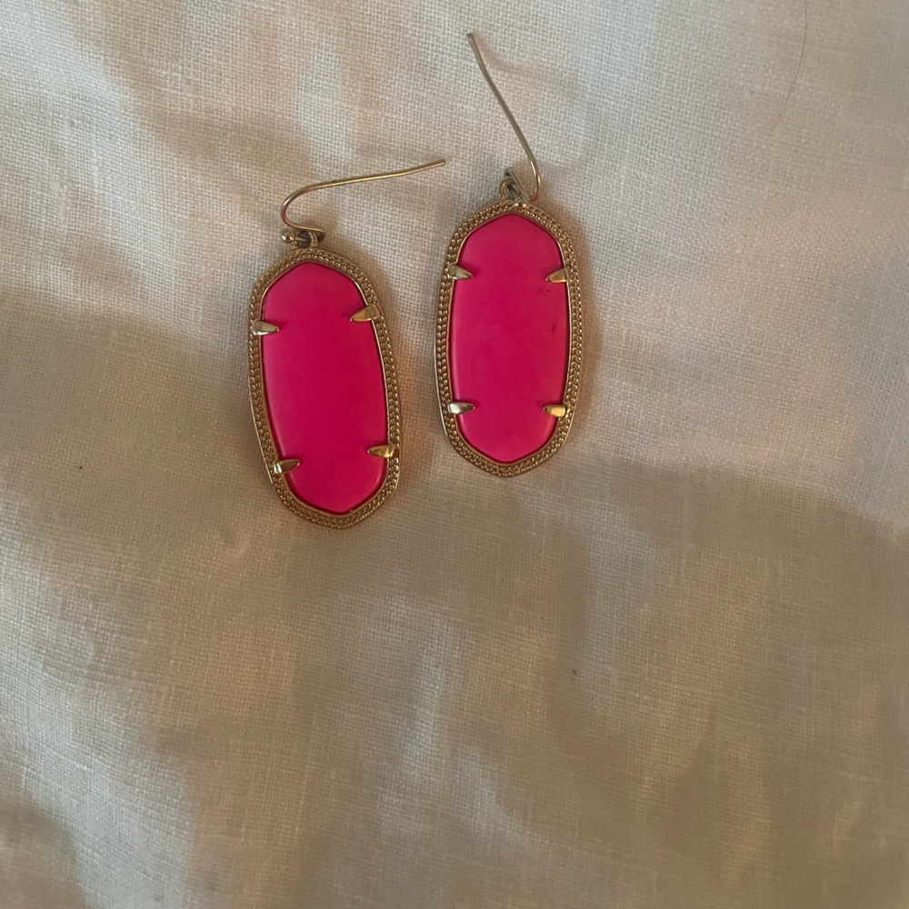 Hot Pink Kendra Earrings
